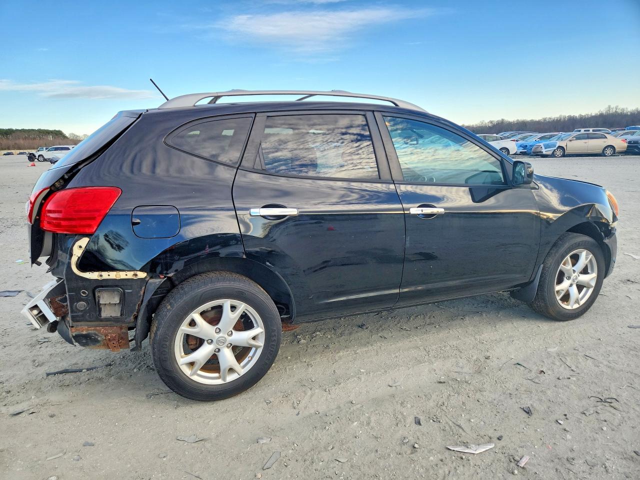 2010 NISSAN ROGUE S photo 3