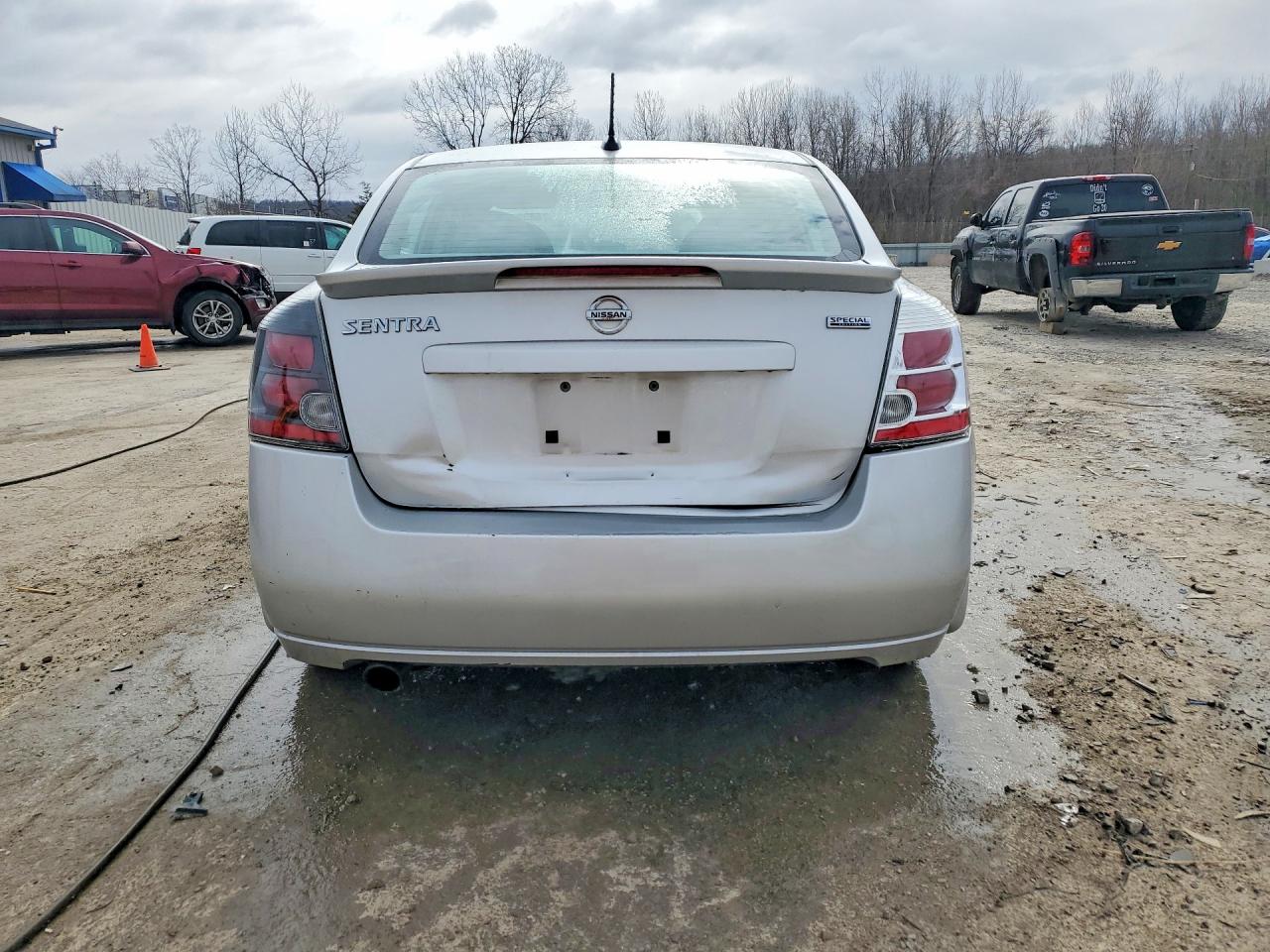 2012 NISSAN SENTRA 2.0 photo 11