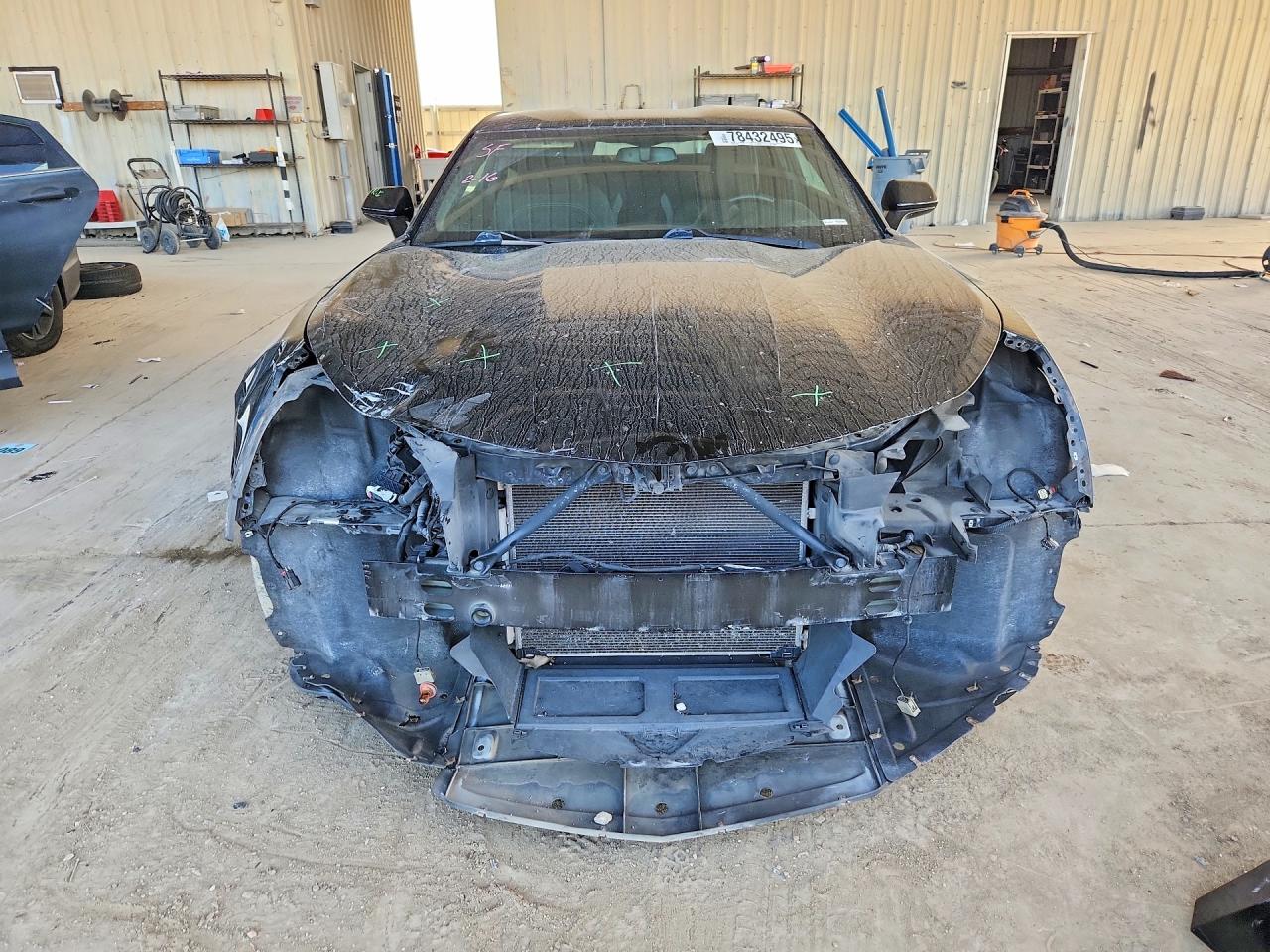 2016 CHEVROLET CAMARO LT photo 9