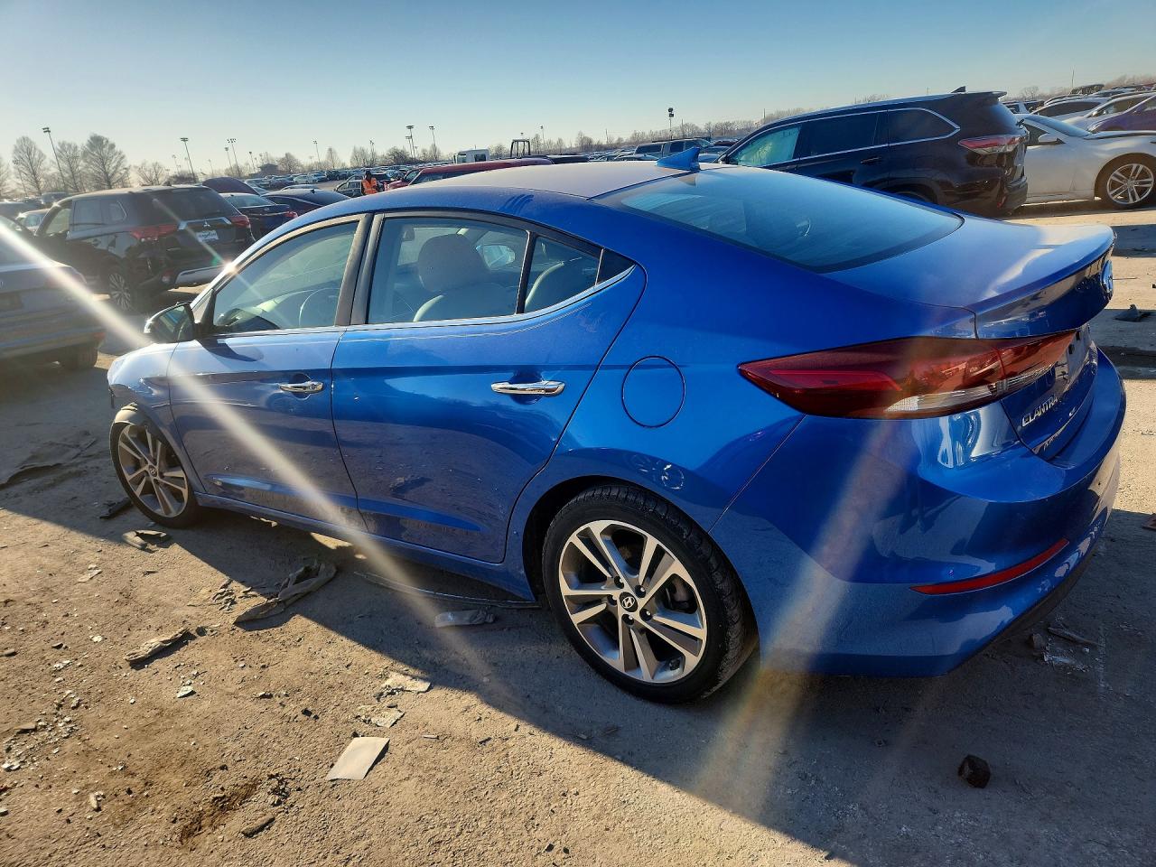 2017 HYUNDAI ELANTRA SE photo 3