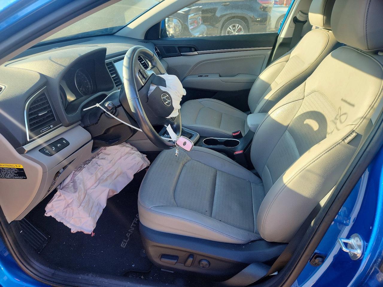 2017 HYUNDAI ELANTRA SE photo 13