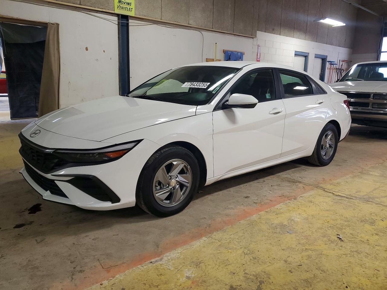 2024 HYUNDAI ELANTRA