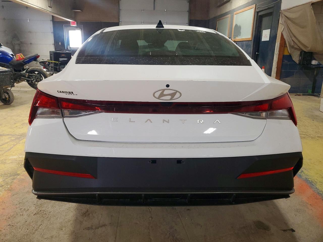 2024 HYUNDAI ELANTRA SE photo 6