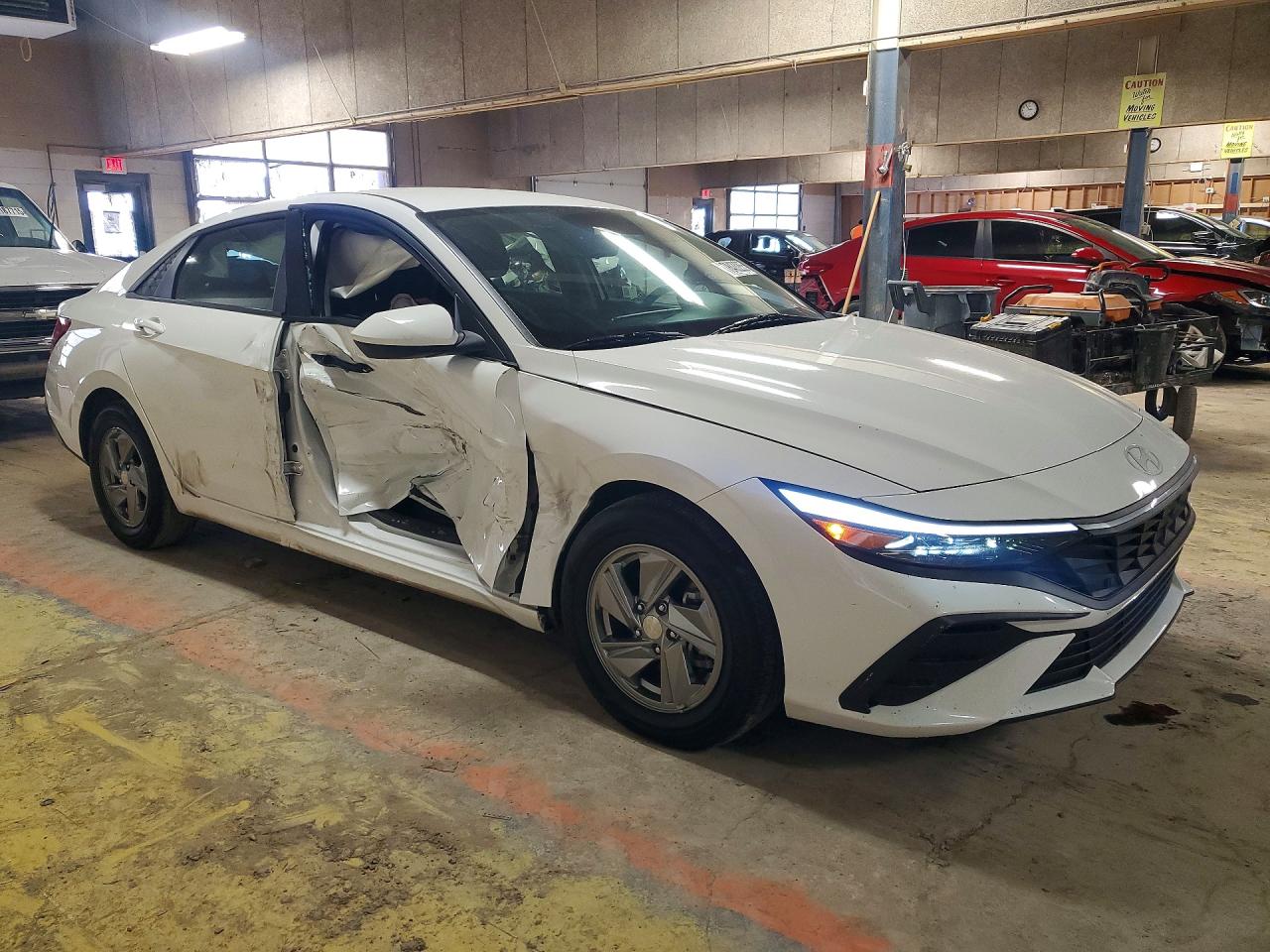 2024 HYUNDAI ELANTRA SE photo 4