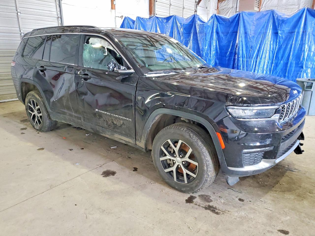 2024 JEEP GRAND CHEROKEE L LIMITED photo 4