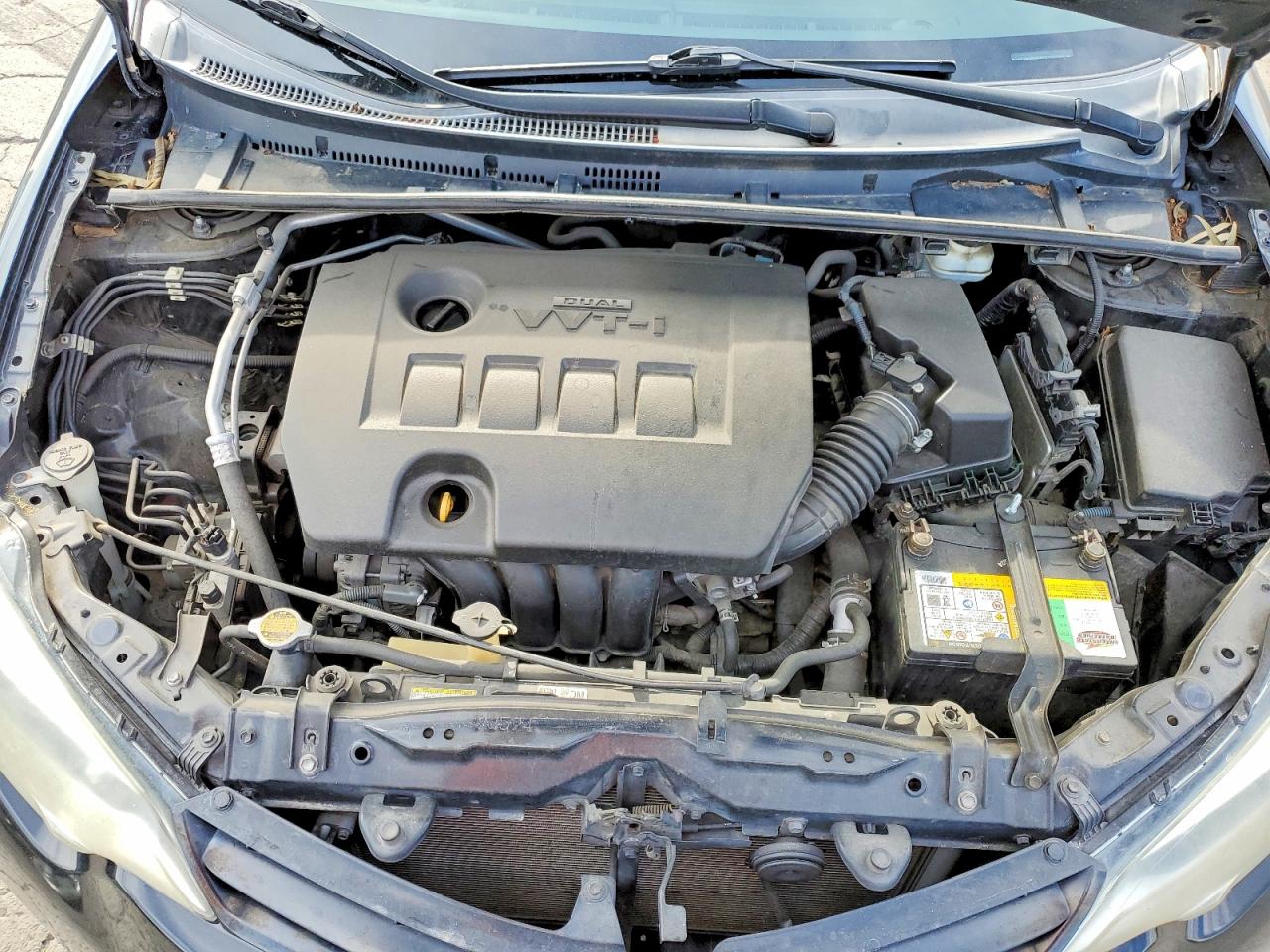 2014 TOYOTA COROLLA LE photo 11