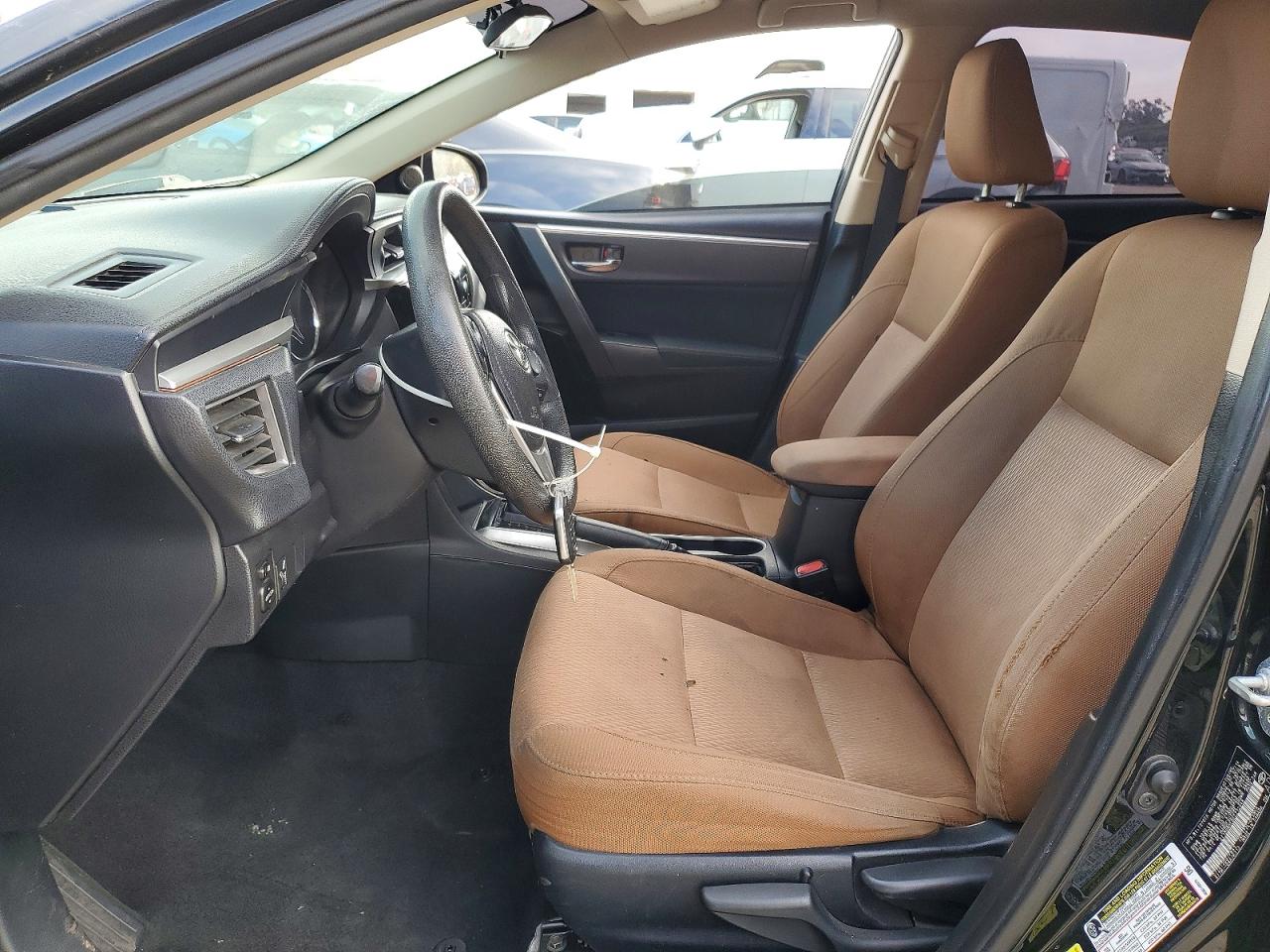 2014 TOYOTA COROLLA LE photo 7
