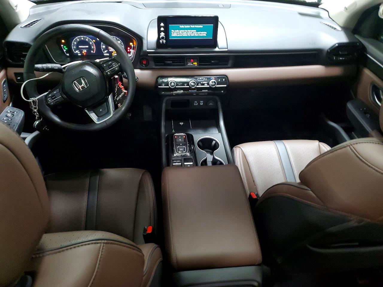 2025 HONDA PILOT ELITE photo 15