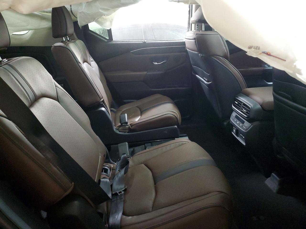 2025 HONDA PILOT ELITE photo 19