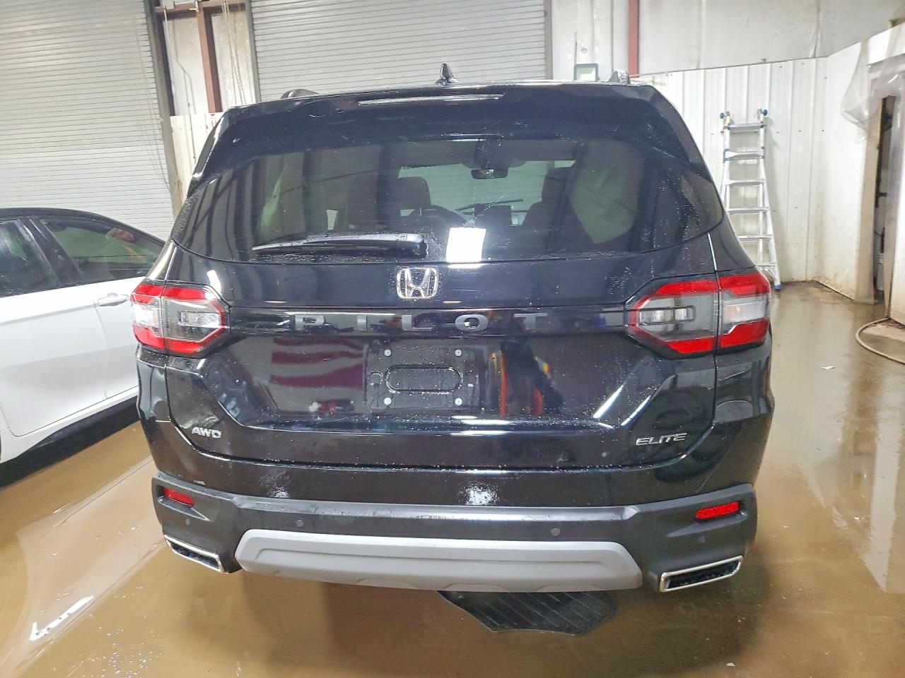 2025 HONDA PILOT ELITE photo 11