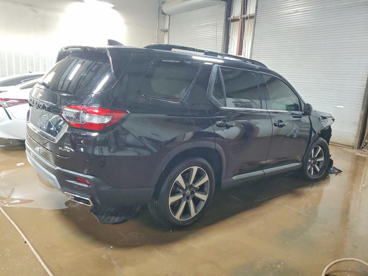2025 HONDA PILOT ELITE photo 5