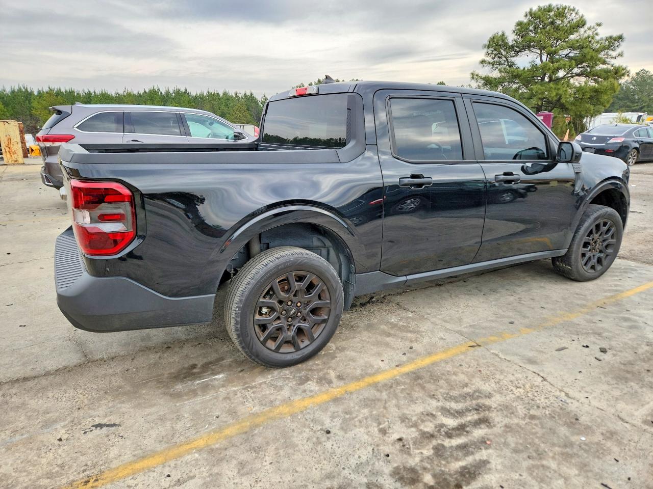 2024 FORD MAVERICK XLT photo 3