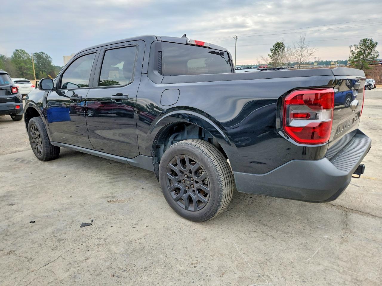 2024 FORD MAVERICK XLT photo 2