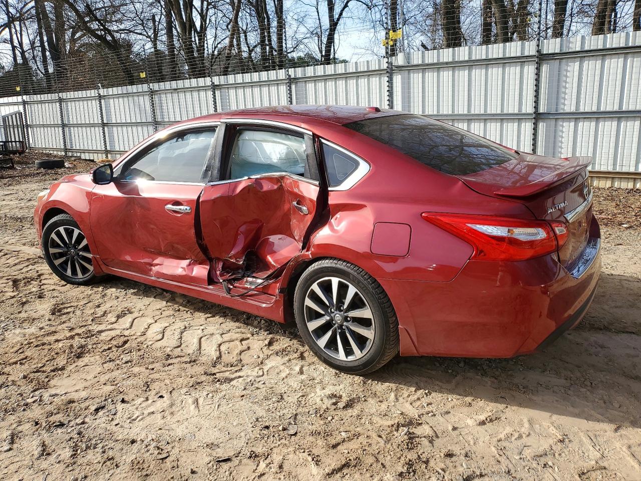 2016 NISSAN ALTIMA 2.5 photo 3