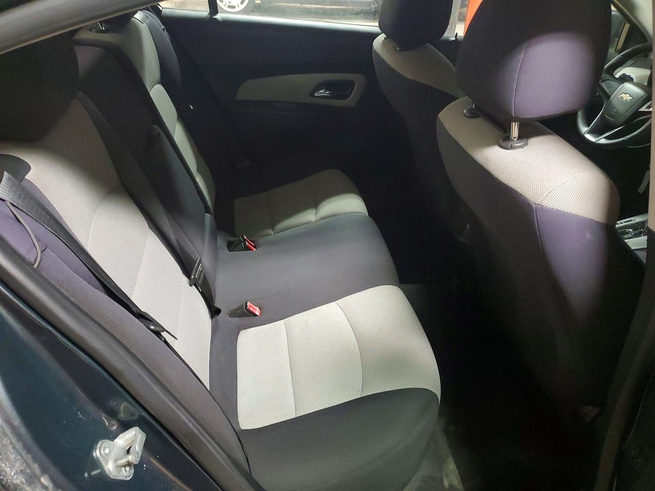 2013 CHEVROLET CRUZE LS photo 10