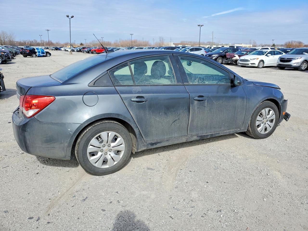2013 CHEVROLET CRUZE LS photo 3