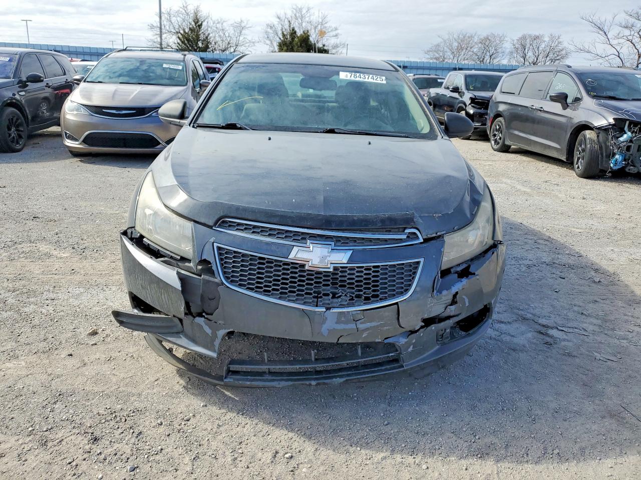 2013 CHEVROLET CRUZE LS photo 5