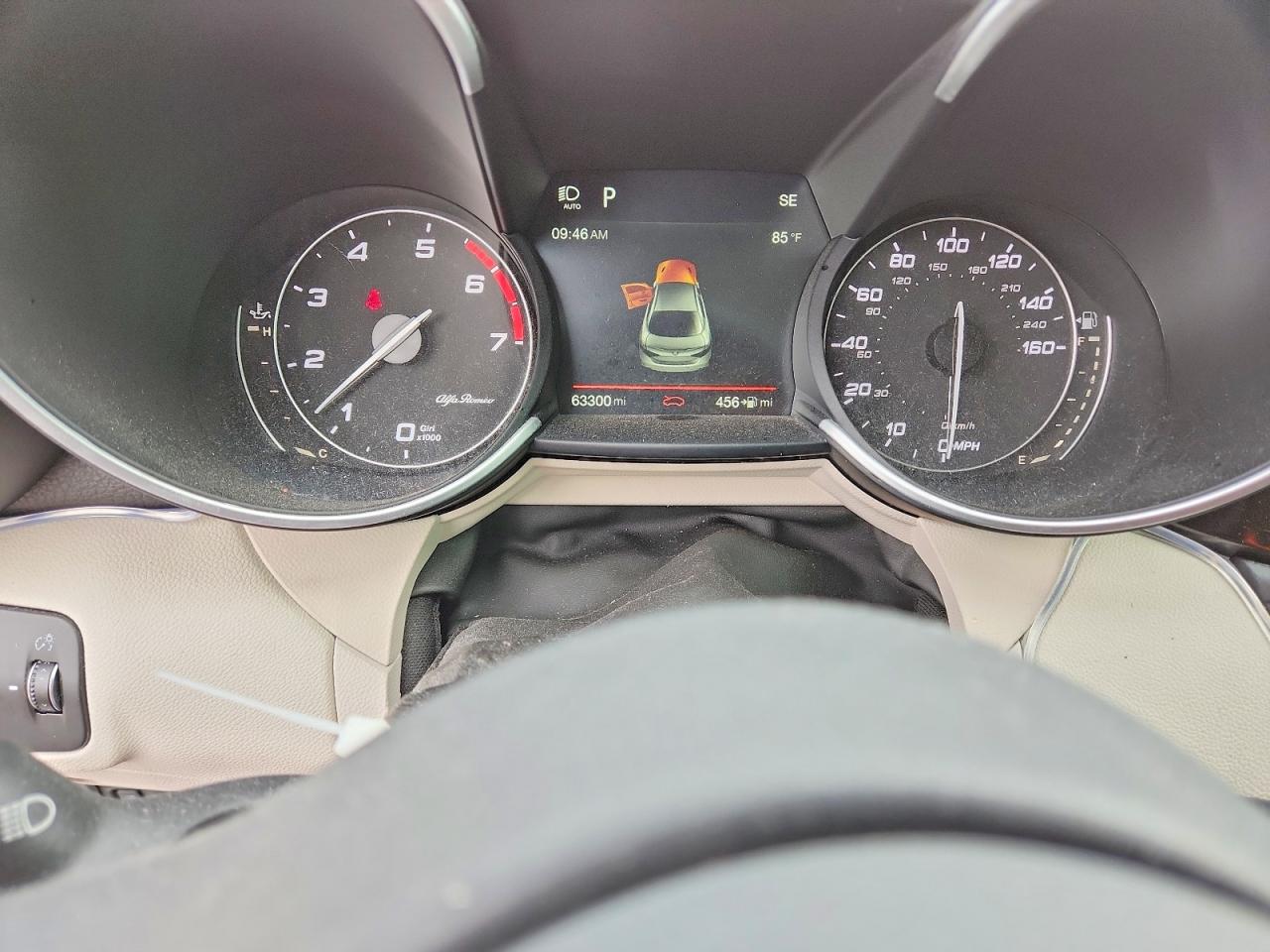 2018 ALFA ROMEO GIULIA Q4 photo 17