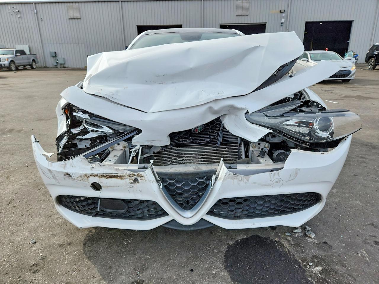2018 ALFA ROMEO GIULIA Q4 photo 9