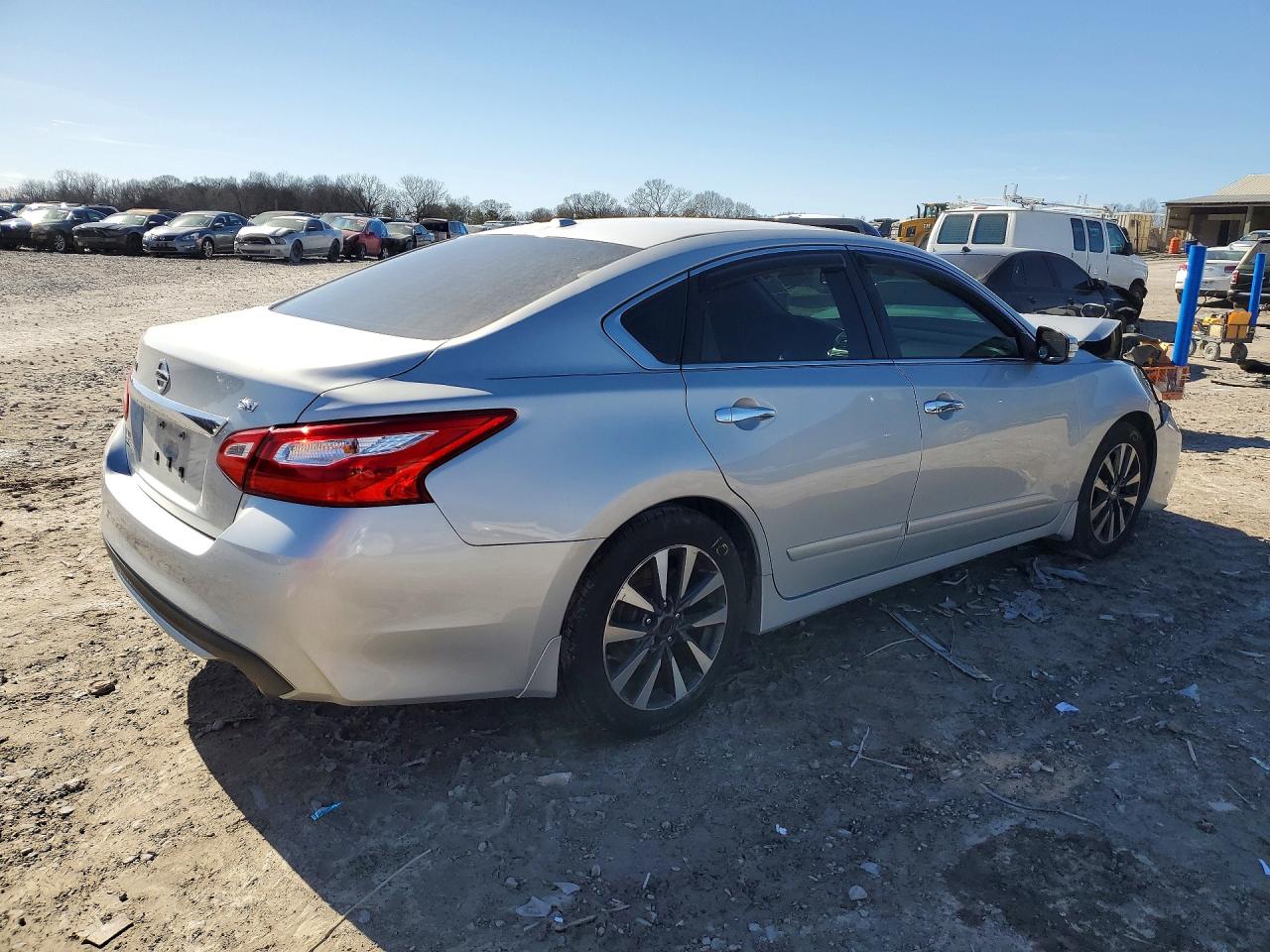 2017 NISSAN ALTIMA 2.5 photo 3