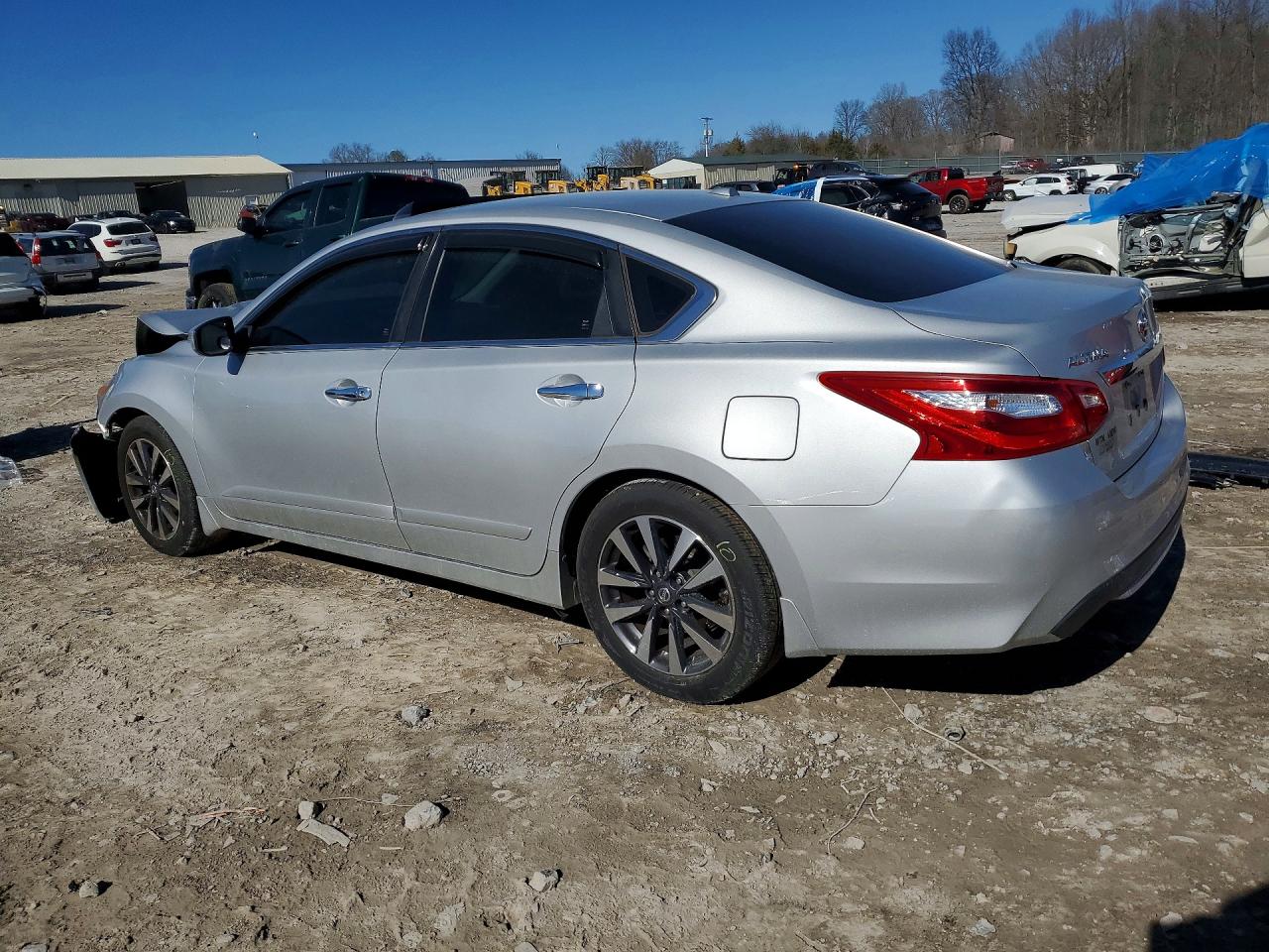 2017 NISSAN ALTIMA 2.5 photo 2