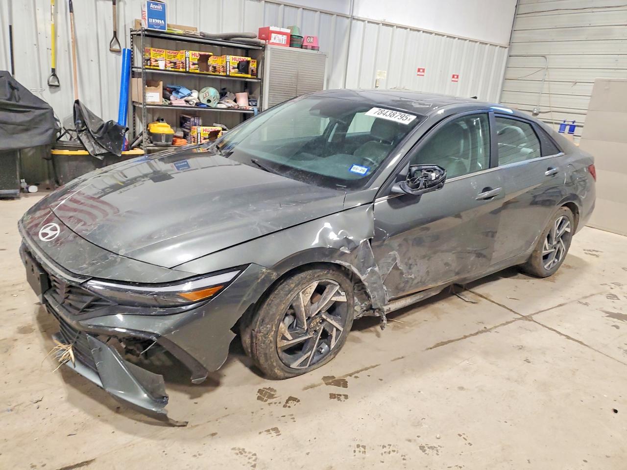 2024 HYUNDAI ELANTRA