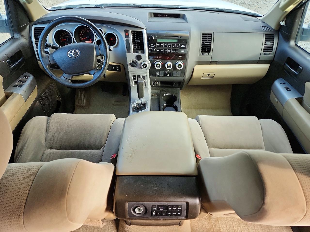 2008 TOYOTA SEQUOIA SR5 photo 8