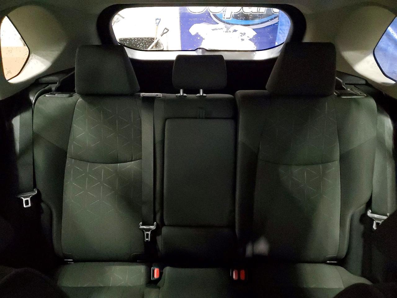 2019 TOYOTA RAV4 LE photo 10