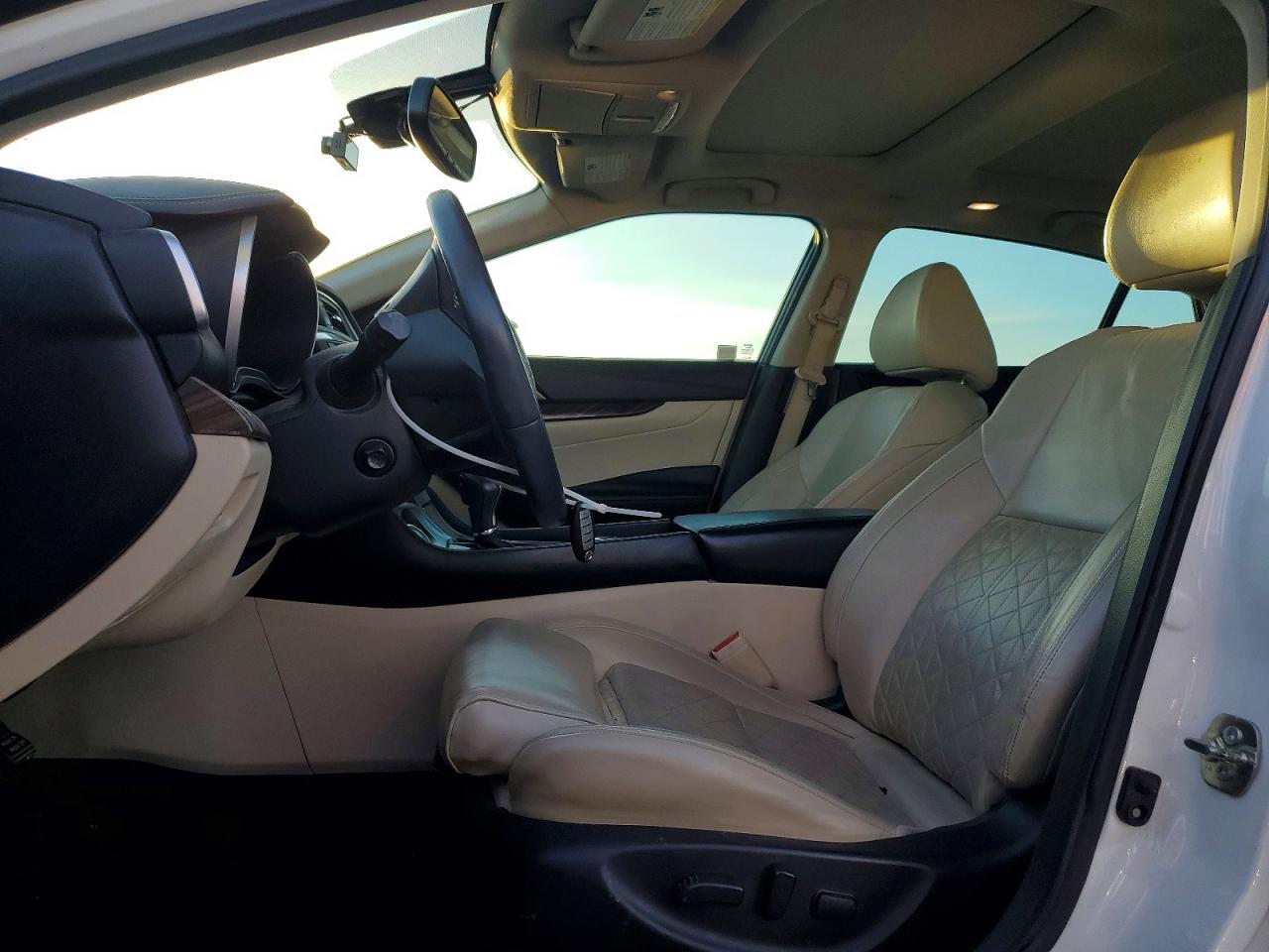 2017 NISSAN MAXIMA PLATINUM photo 13