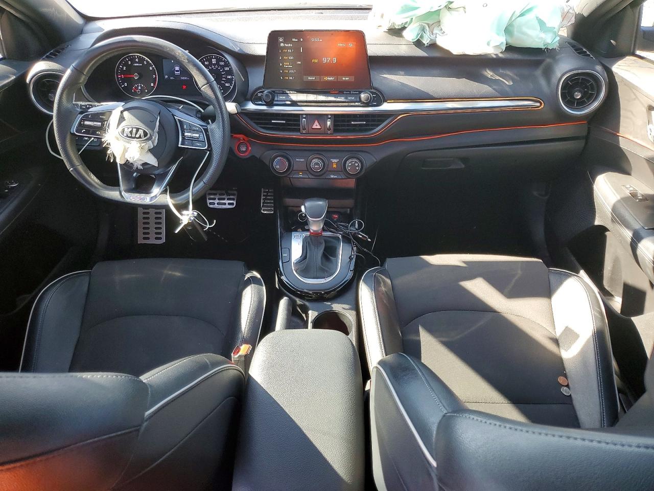 2021 KIA FORTE GT LINE photo 8