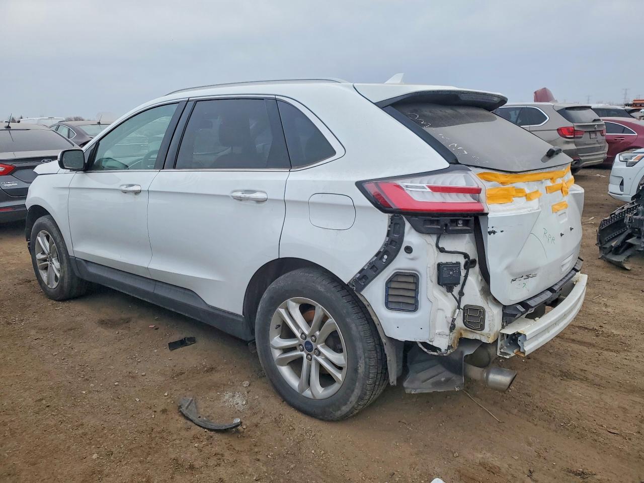 2019 FORD EDGE SEL photo 2