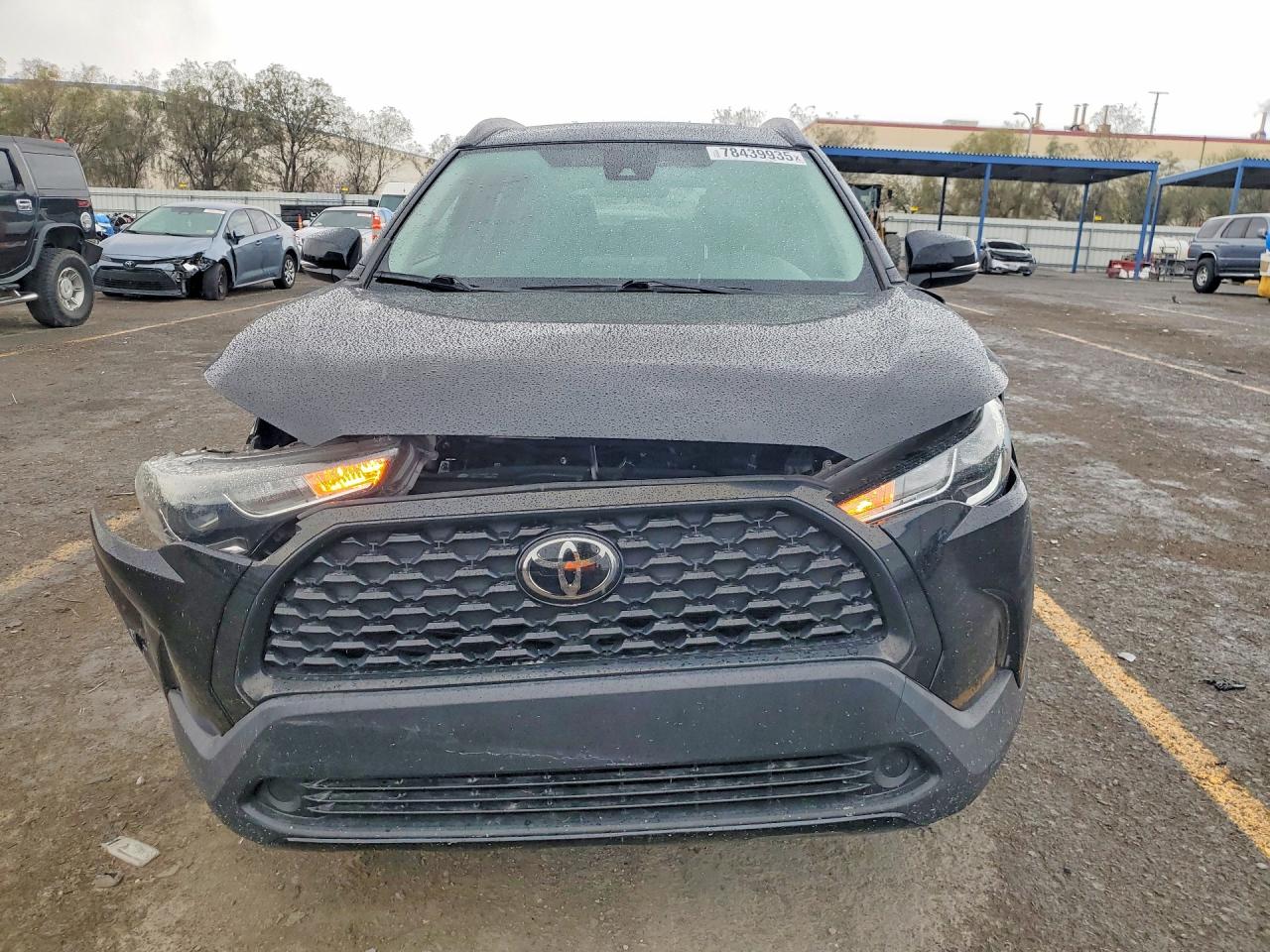 2022 TOYOTA COROLLA CROSS LE photo 9