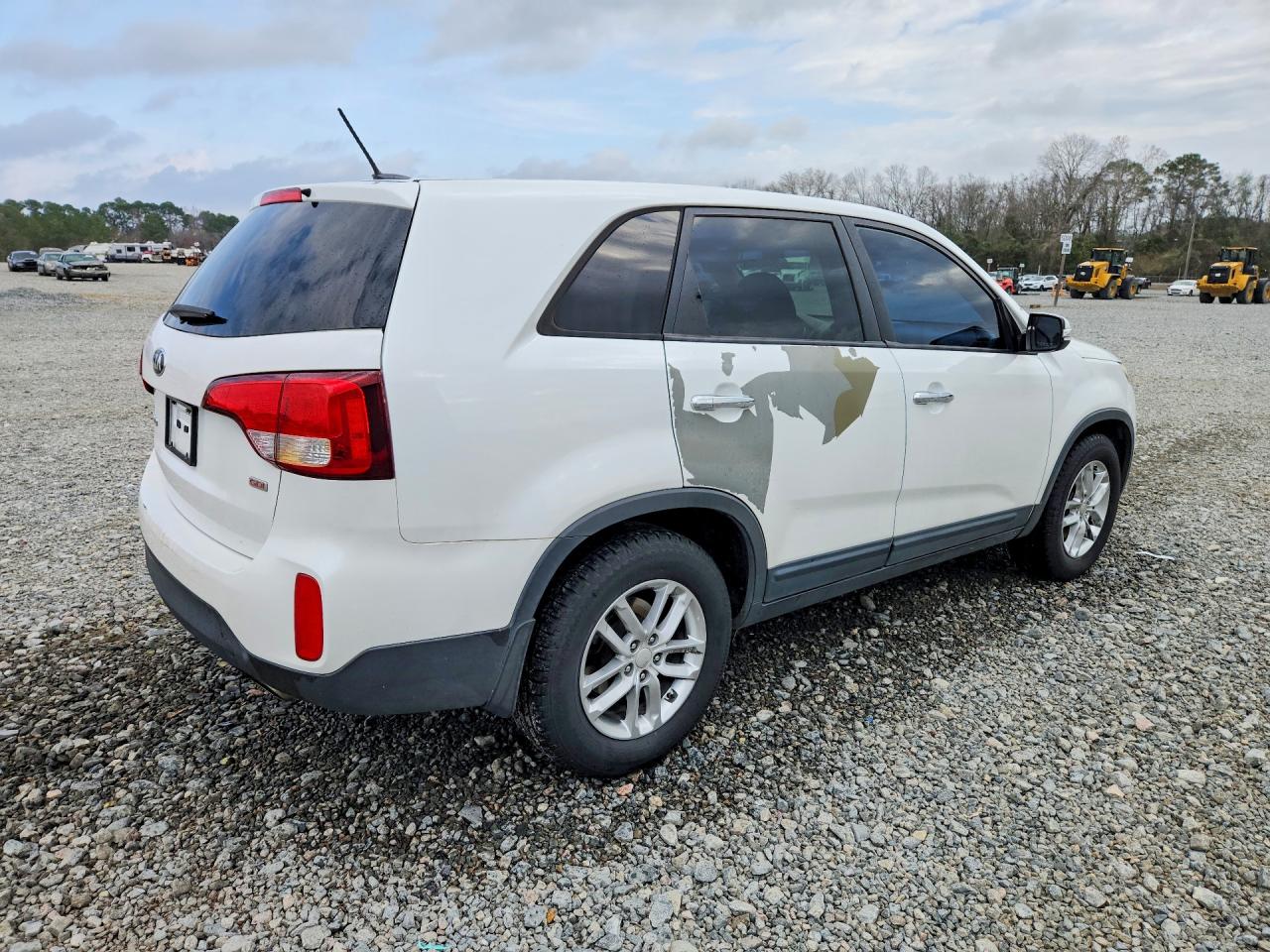 2015 KIA SORENTO LX photo 5