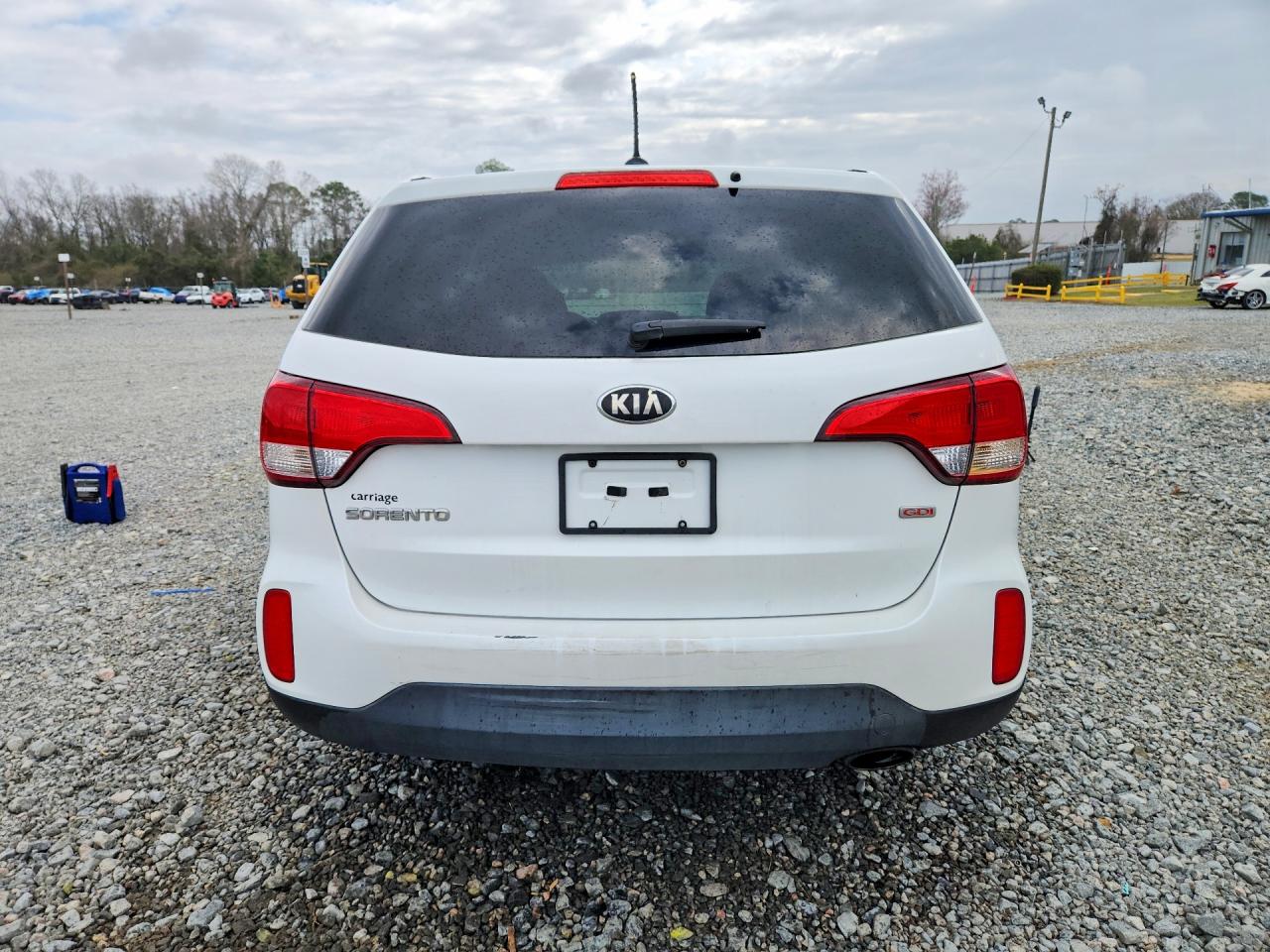 2015 KIA SORENTO LX photo 11