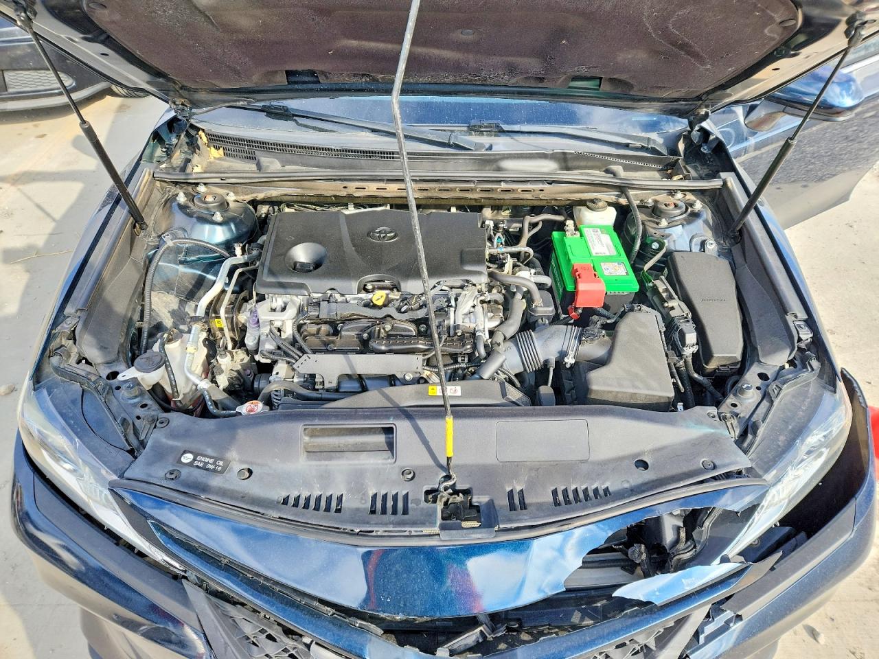2019 TOYOTA CAMRY photo 11