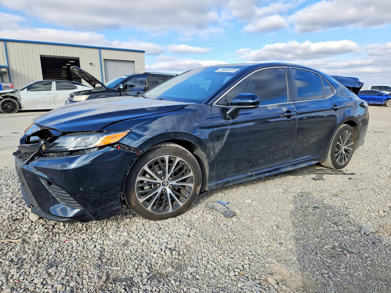 2019 TOYOTA CAMRY