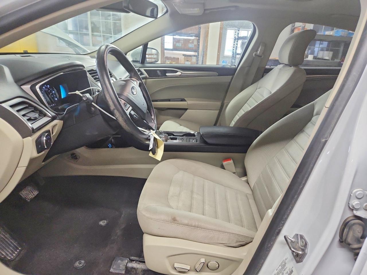 2019 FORD FUSION SE photo 13