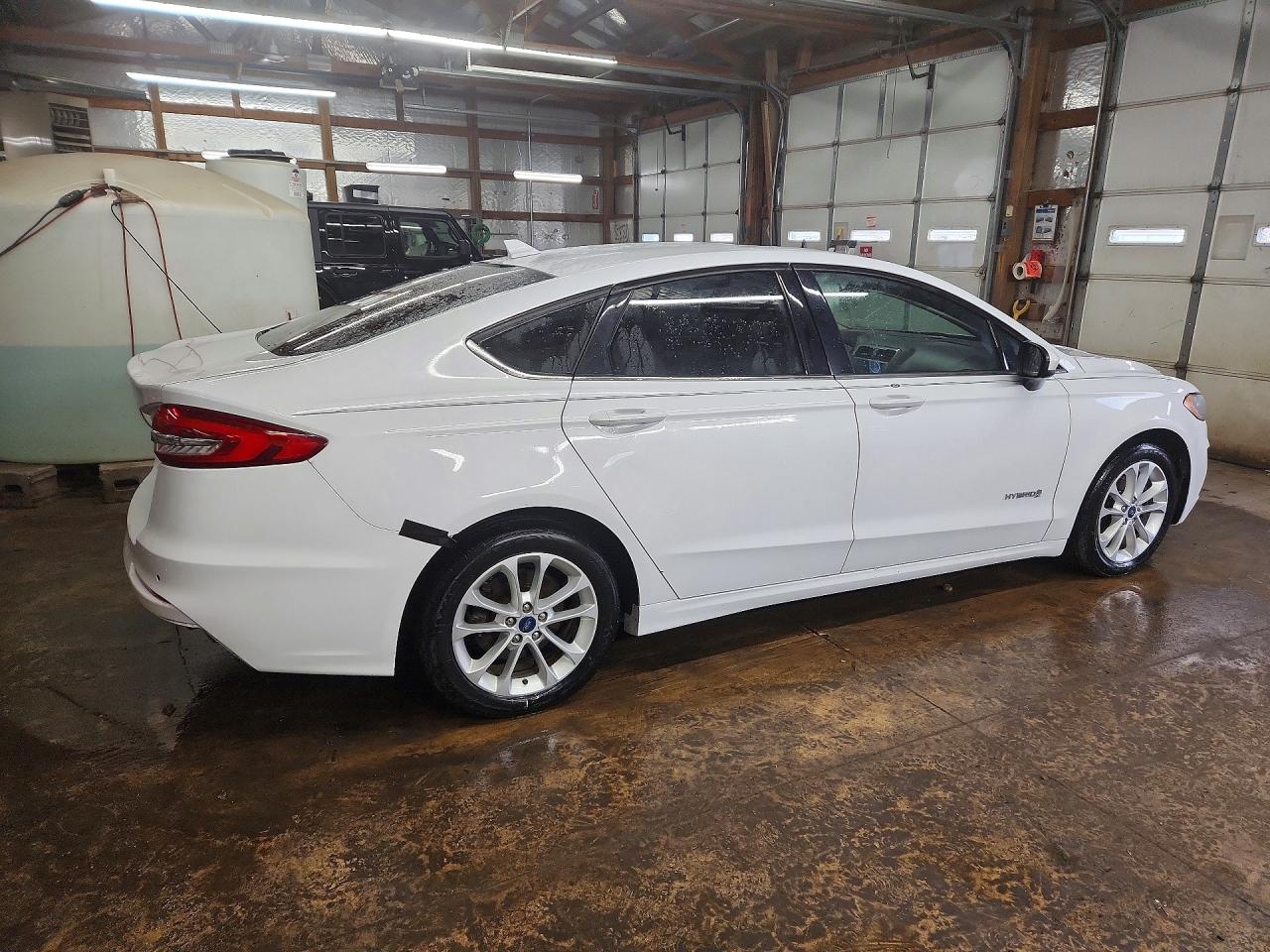2019 FORD FUSION SE photo 5