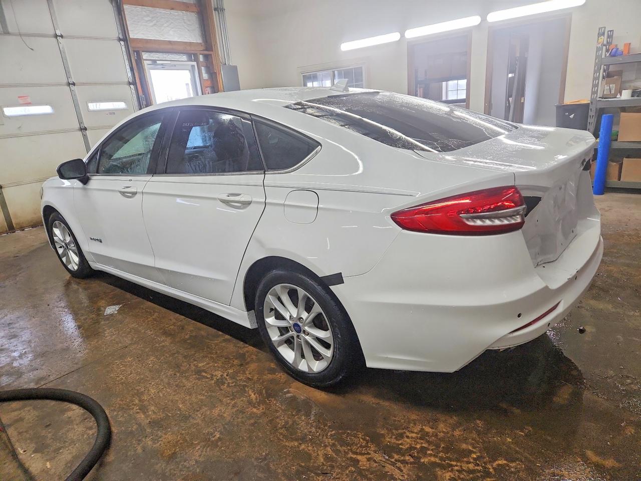 2019 FORD FUSION SE photo 3