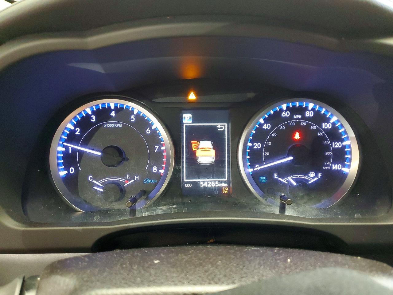 2019 TOYOTA HIGHLANDER LE photo 9