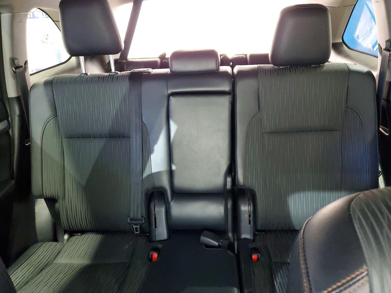 2019 TOYOTA HIGHLANDER LE photo 10