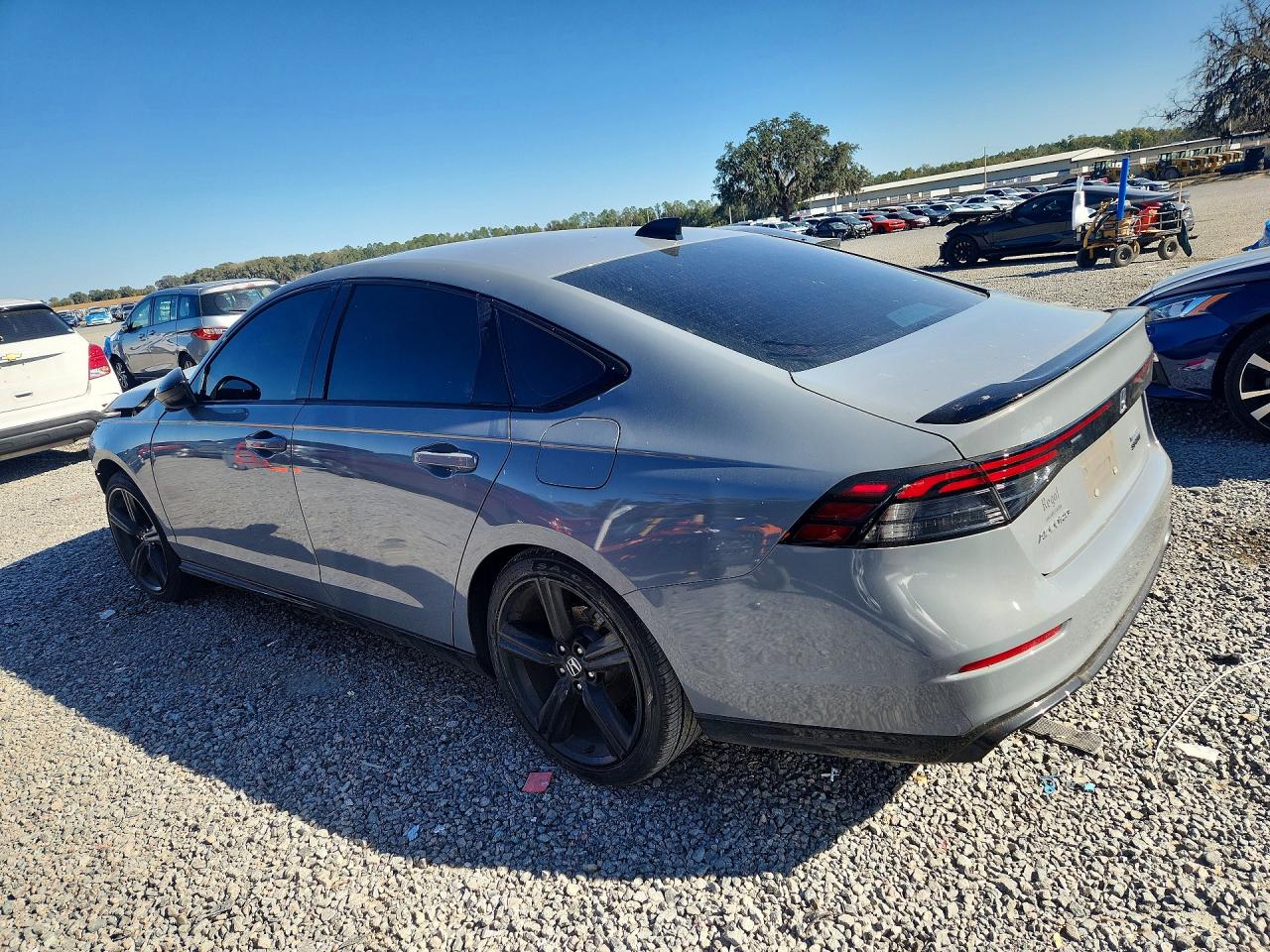 2025 HONDA ACCORD HYBRID SPORT-L photo 3