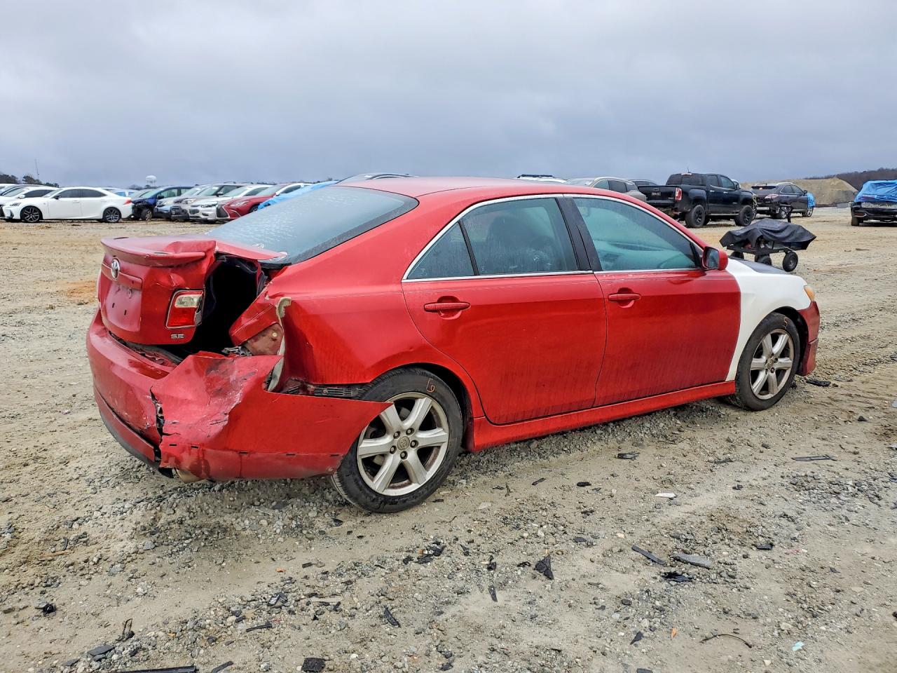 2007 TOYOTA CAMRY SE photo 3