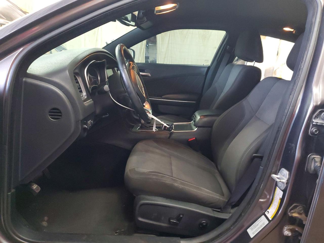 2015 DODGE CHARGER SXT photo 7
