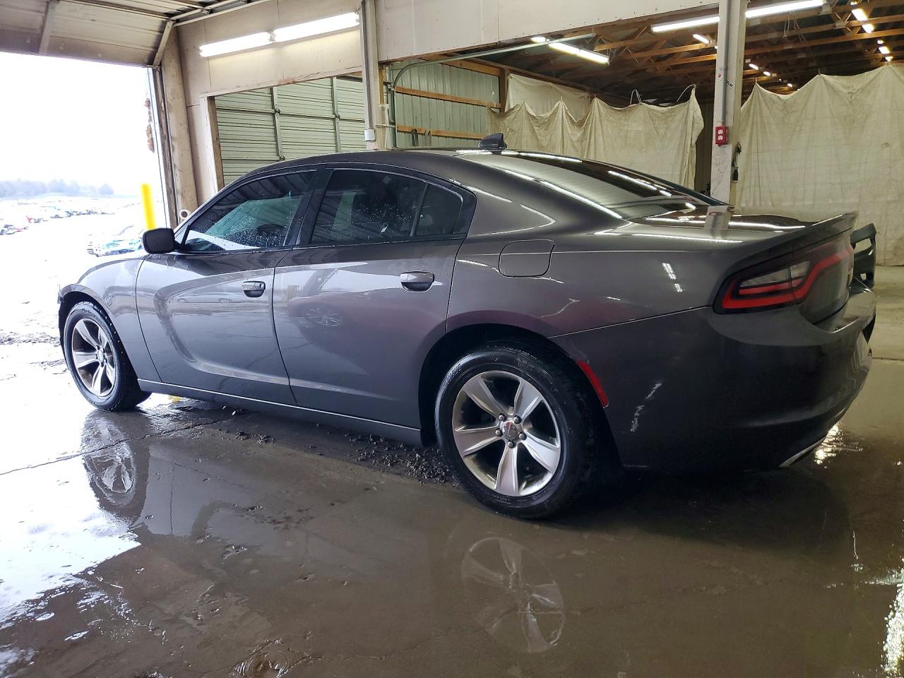 2015 DODGE CHARGER SXT photo 2