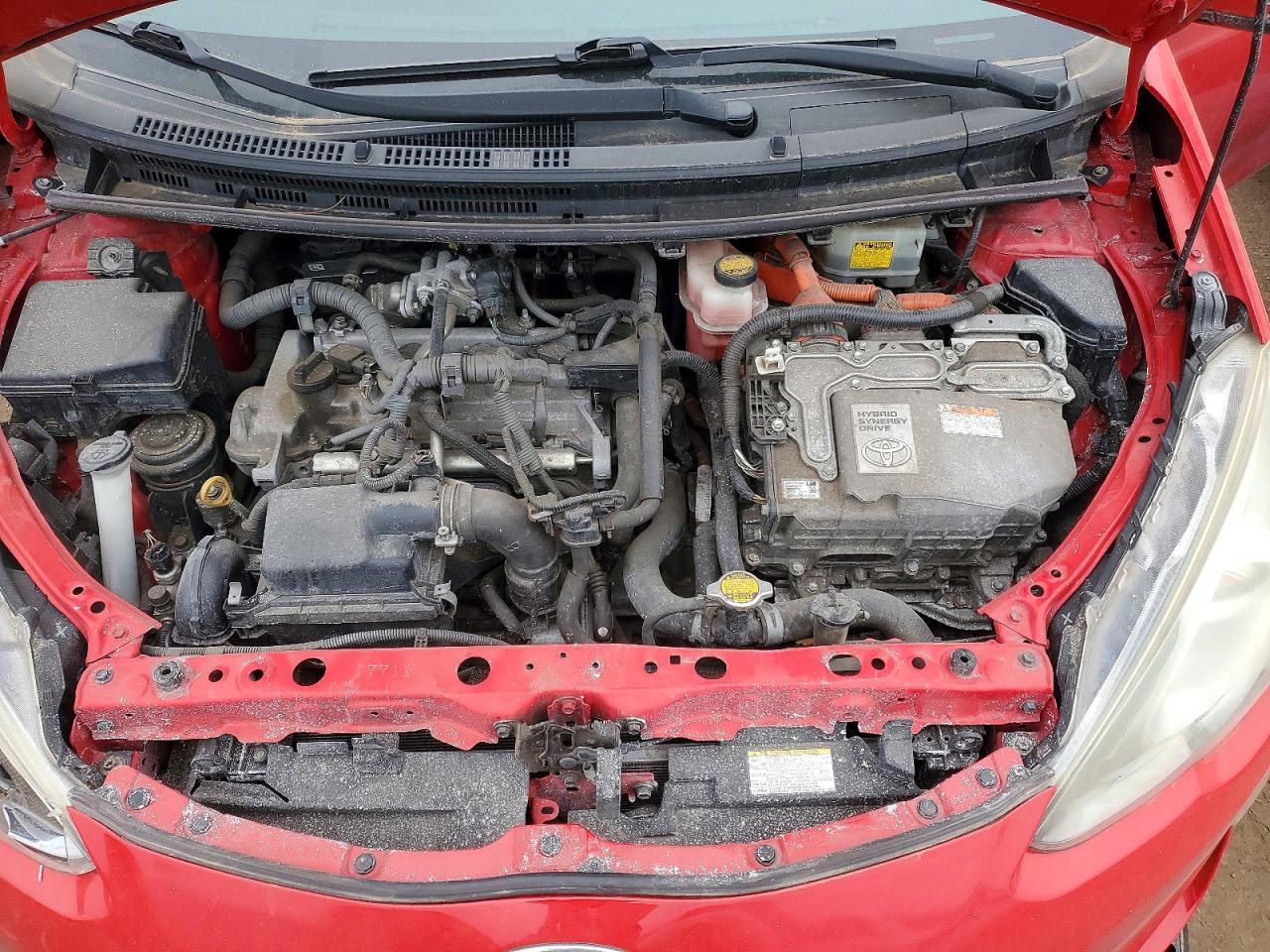 2015 TOYOTA PRIUS C photo 21