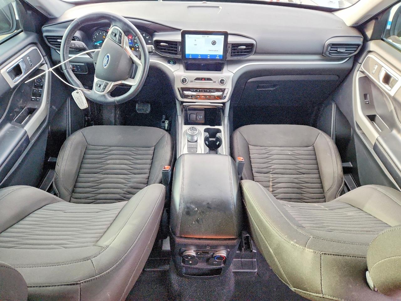 2021 FORD EXPLORER XLT photo 15