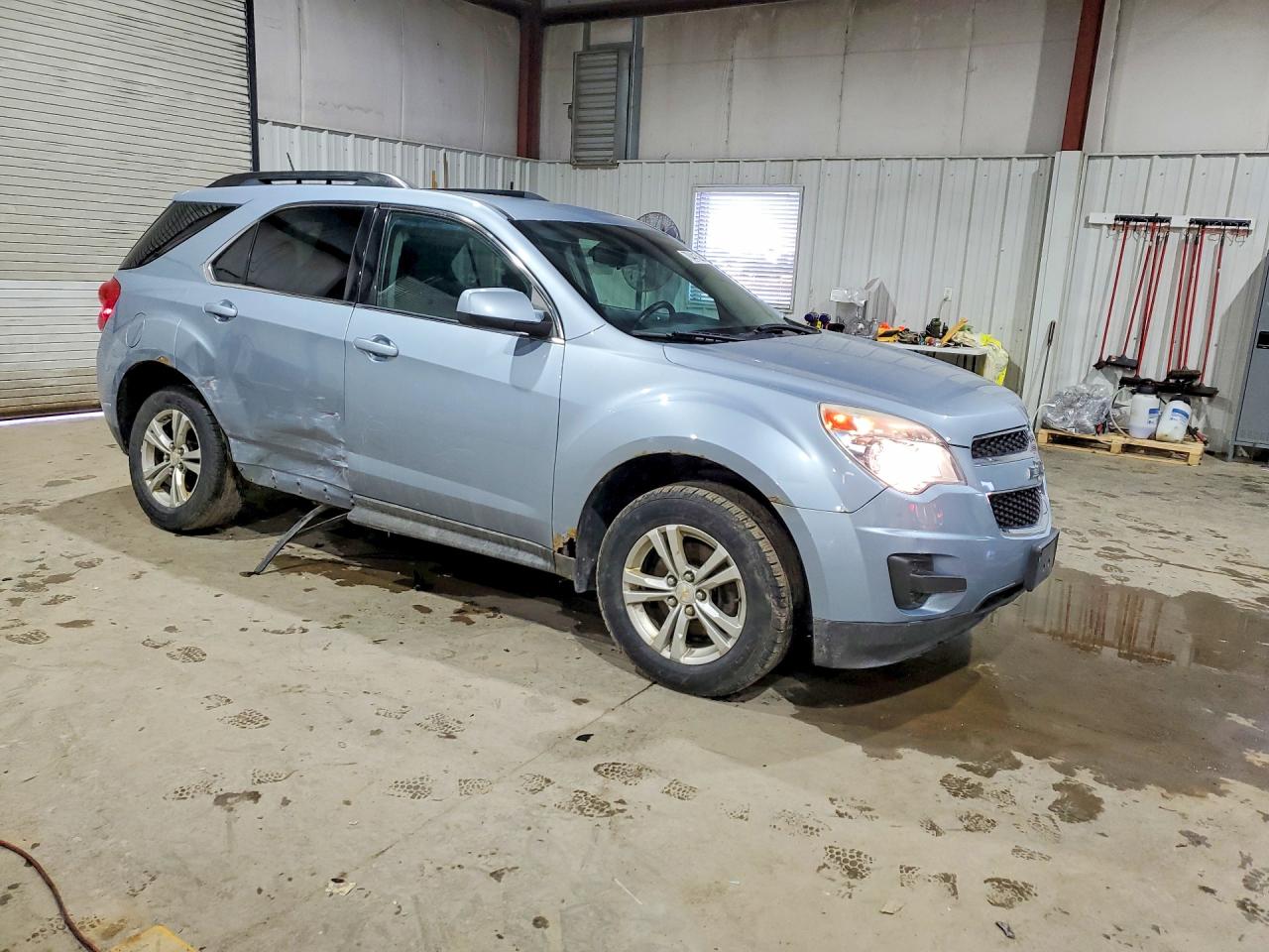 2015 CHEVROLET EQUINOX LT photo 4