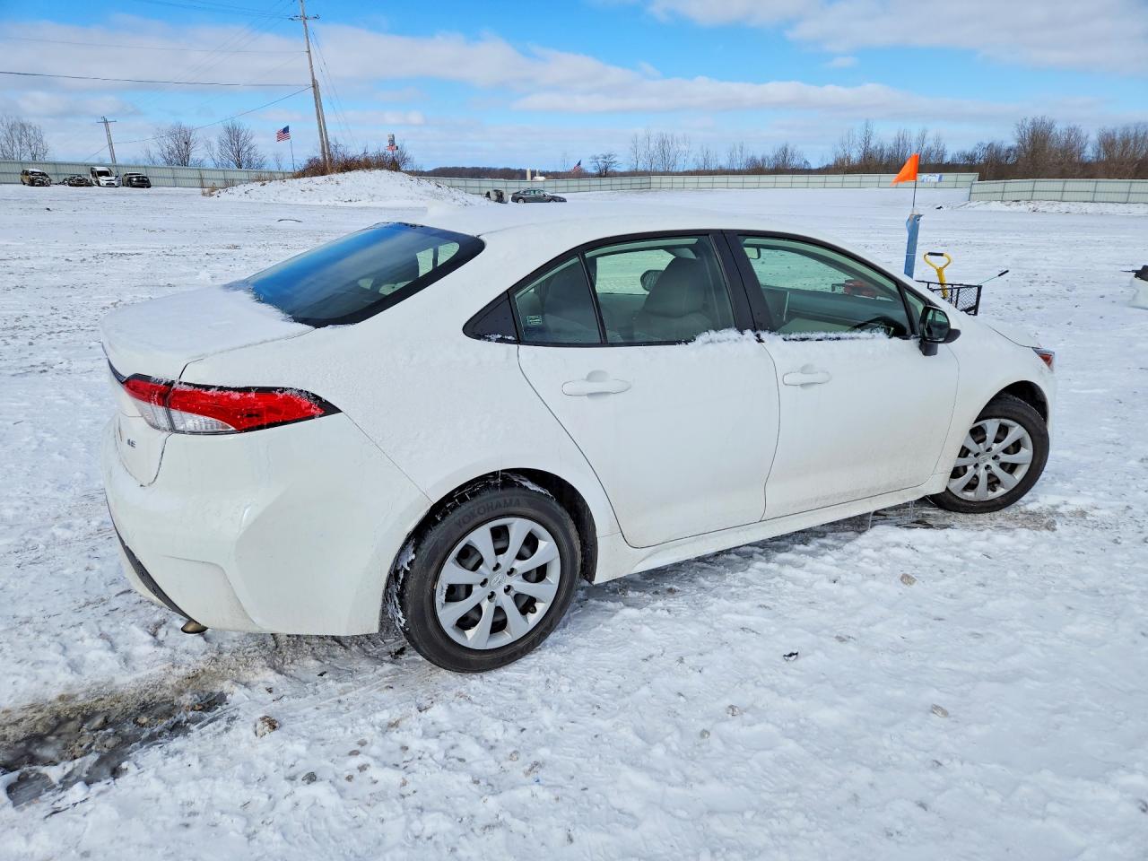 2021 TOYOTA COROLLA LE photo 7