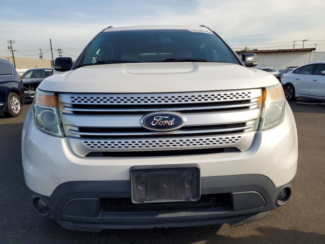 2013 FORD EXPLORER XLT photo 5